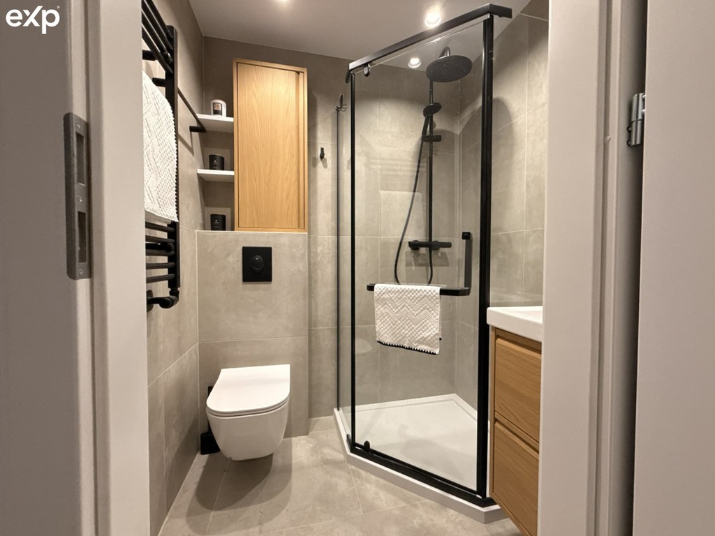 2 pokoje | 40 m² | Ochota - Rakowiec | 8 piętro - Więcej