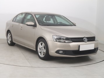 Volkswagen Jetta VI , Salon Polska, Serwis ASO, Klima, Tempomat, Parktronic,