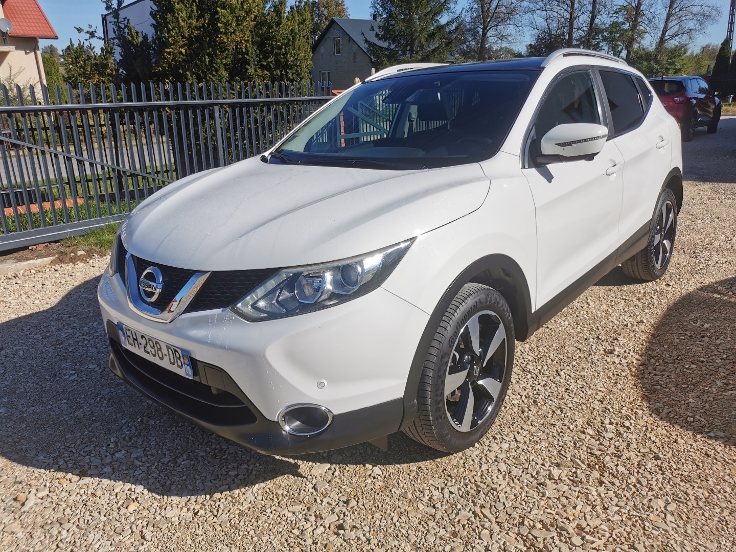 Nissan Qashqai II 1.2 benzyna Niski przebieg kamera cofania Nawigacja tempomat