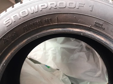 Sprzedam opony zimowe Nokian Tyres Snowproof 1 195/60/R15 88T 2023-1