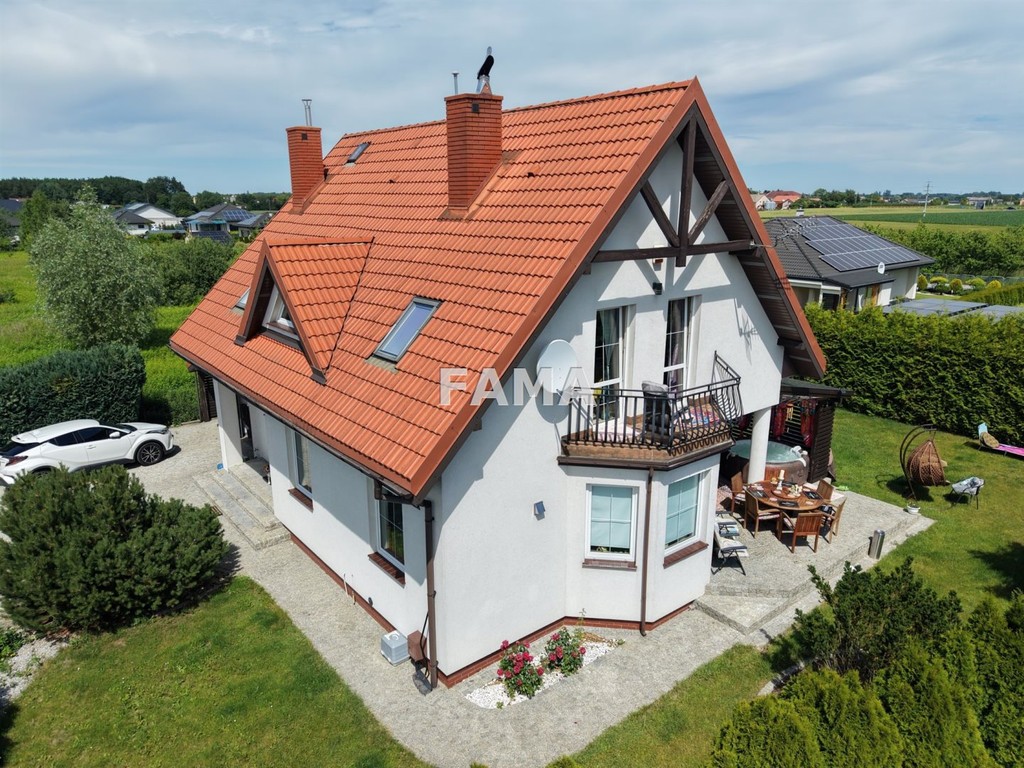 147,9 m2, działka 800 m2, Bogucin, do zamieszkania