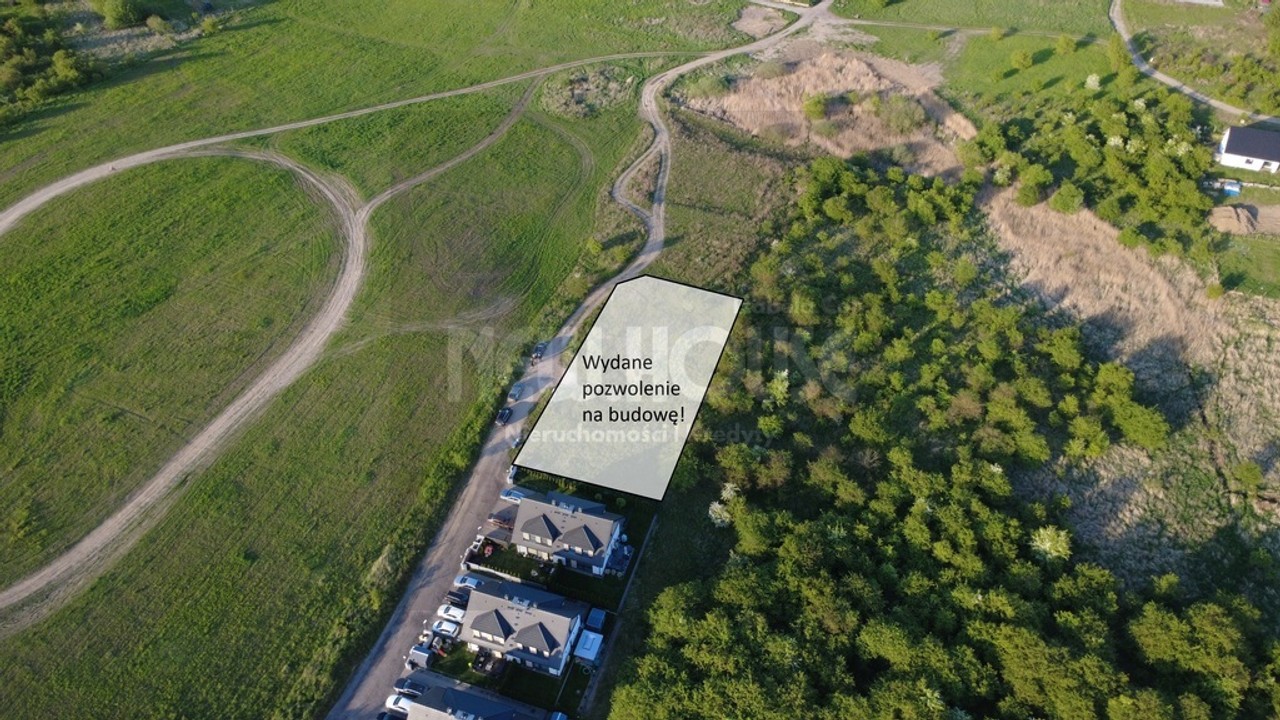 Działka z pozwoleniem na budowę na 3 bliźniaki, policki