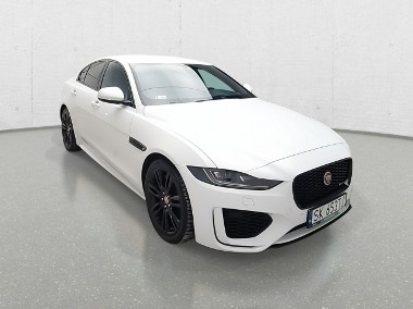 Jaguar XE I-1