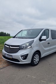 Wynajem busa 9-osobowego Opla Vivaro -2