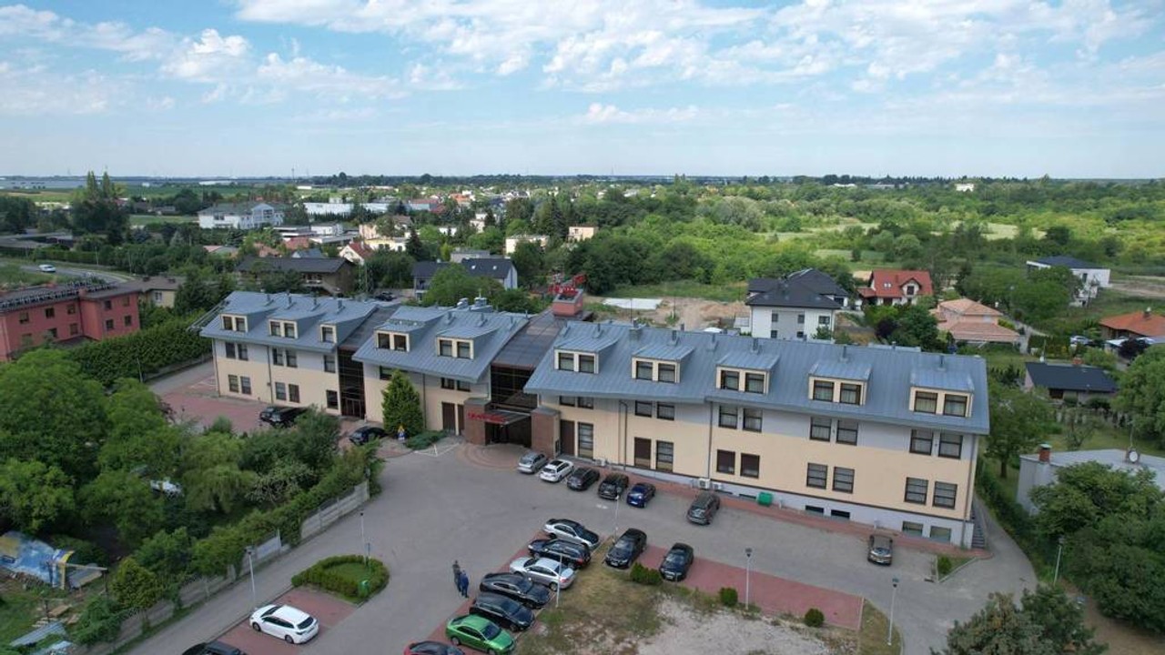 hotel na sprzedaż
