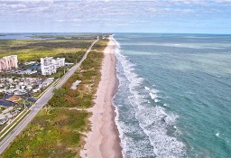 Dom Hutchinson Island