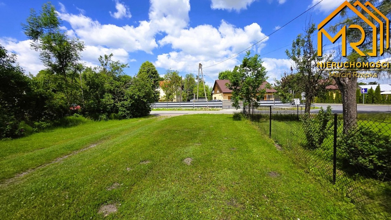 Działka pod zabudowę blisko centrum Radłowa - Widok 5