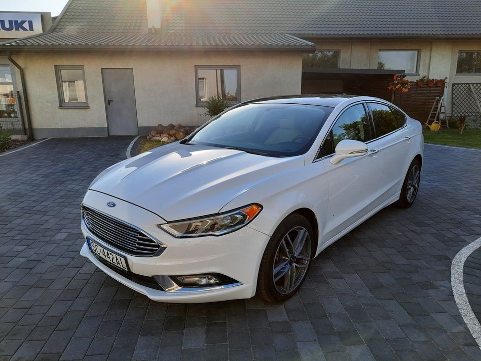 Ford Fusion II 2.0 EcoBoost Titanium