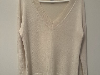 Thin white sweater-1