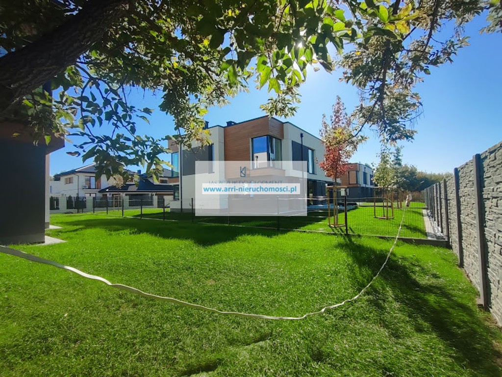 Dom na sprzedaż, 5 pokoi, 169 m², Łazy