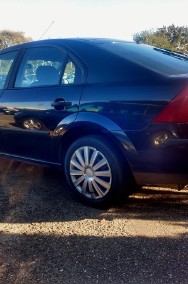 Ford Mondeo III 1.8 Ambiente-2