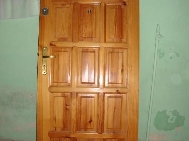 Drzwi sosnowe z zamkiem Gerda Tytan ZX-1