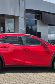 Lexus UX 300h F Sport Design 2.0 Hybrid Dynamic Force 300h F Sport Design 2.0-2