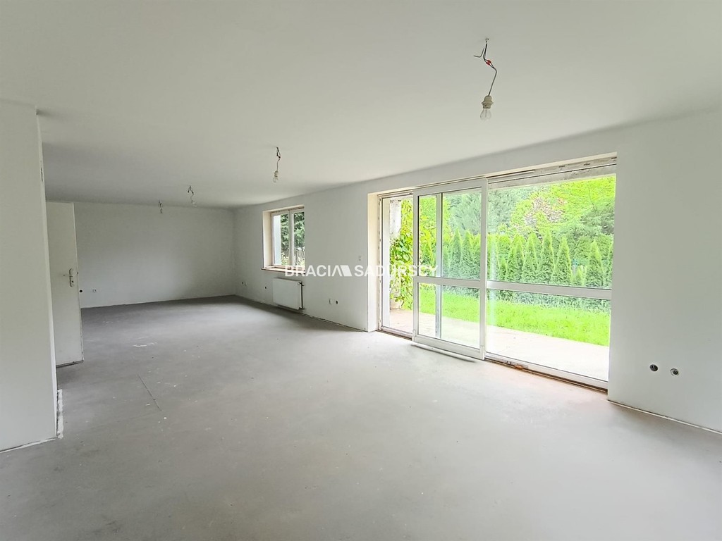 Dom na sprzedaż, 6 pokoi, 338 m², Zerwana
