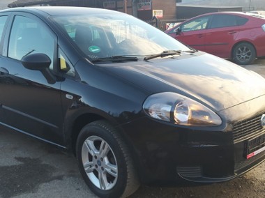 Fiat Punto Grande-1