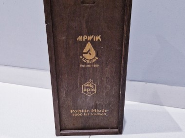 Drewniana skrzynia, pudełko prezentowe na butelkę-1