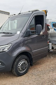 Mercedes-Benz Sprinter-2