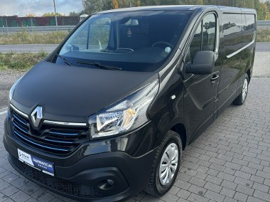 Renault Trafic-1