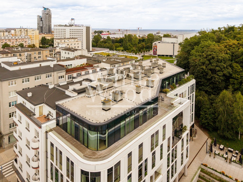 2-room apartment of 76 m²