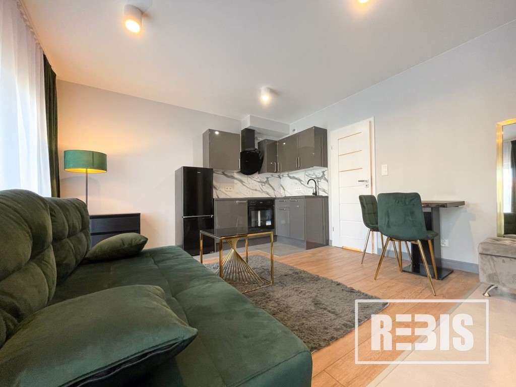 ENG| ul. Klimeckiego, kawalerka, 21 m², balkon – pohled 2