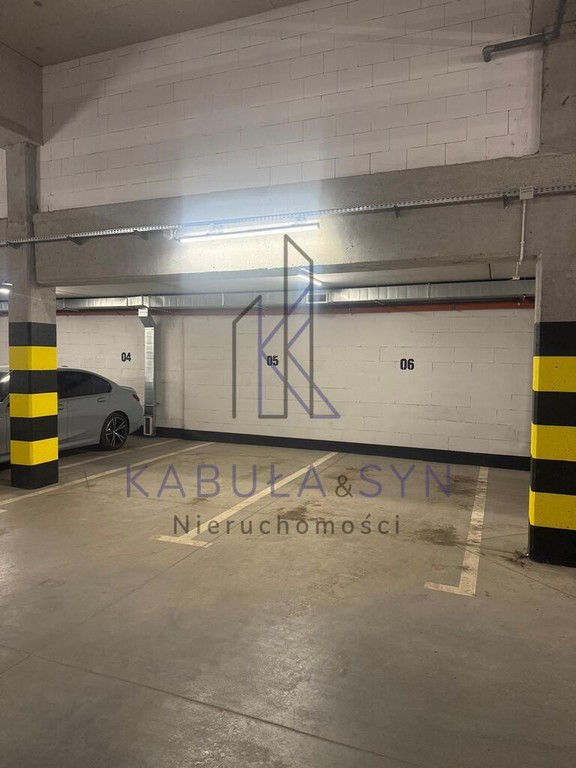 nieruchomość komercyjna na sprzedaż
