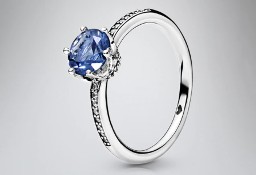 Nowy pierścionek srebrny srebro 925 duża niebieska cyrkonia małe białe piękny