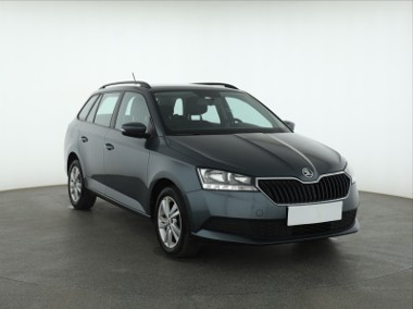 Skoda Fabia III , Salon Polska, 1. Właściciel, Serwis ASO, VAT 23%, Klima,-1