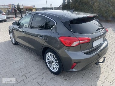 Ford Focus IV-1