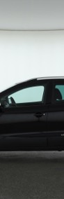 Volkswagen Polo V , Tempomat, Parktronic, Podgrzewane siedzienia-4