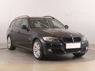 BMW SERIA 3 IV (E90/E91/E92/E93) BMW SERIA 3 , Navi, Xenon, Klimatronic, Tempomat, Parktronic,ALU