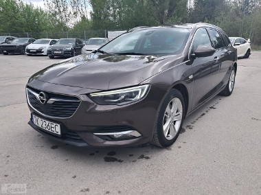 Opel Insignia-1