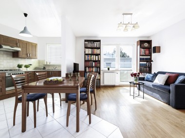 <p>2-pokojowe mieszkanie z balkonem blisko parku</p>-1