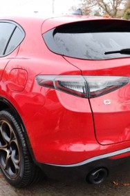Alfa Romeo Stelvio Turbo Intensa Q4 2.0 Turbo Intensa Q4 (280KM) Lakier specjalny czerwony-2