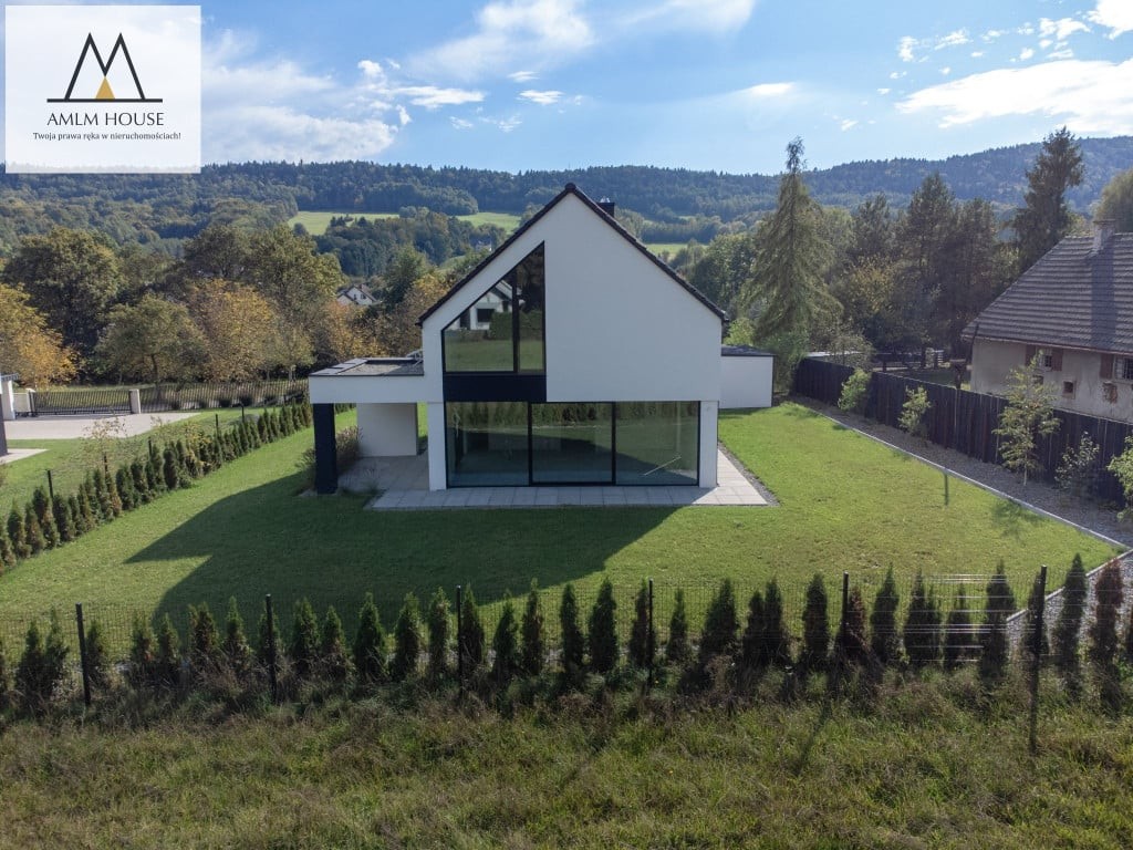 Dom na sprzedaż, 4 pokoje, 130 m², Zawadka