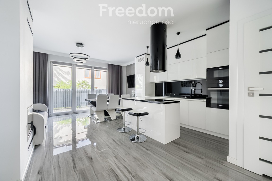 Segment 105 m² na wynajem - Ząbki, ul. Rembertowska - Widok 4