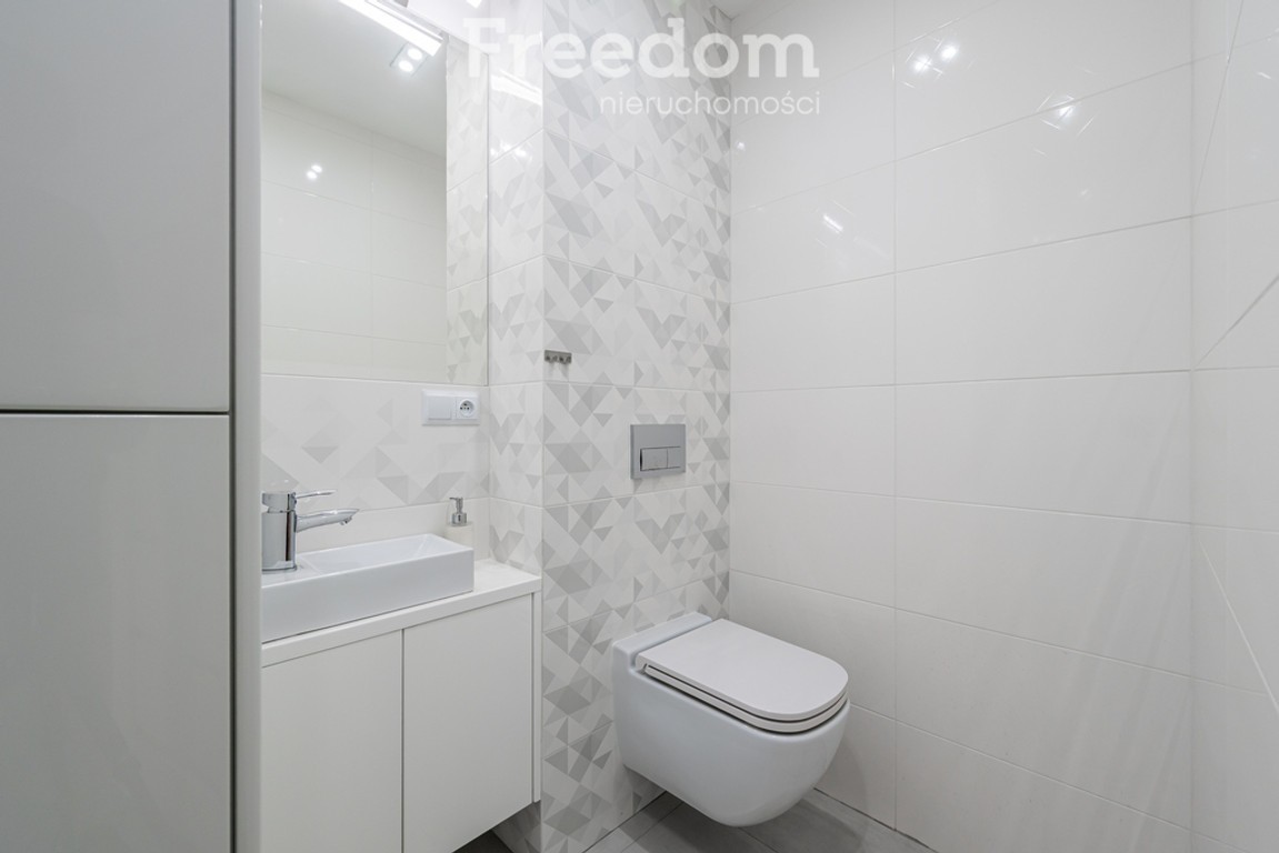Segment 105 m² na wynajem - Ząbki, ul. Rembertowska - Widok 5