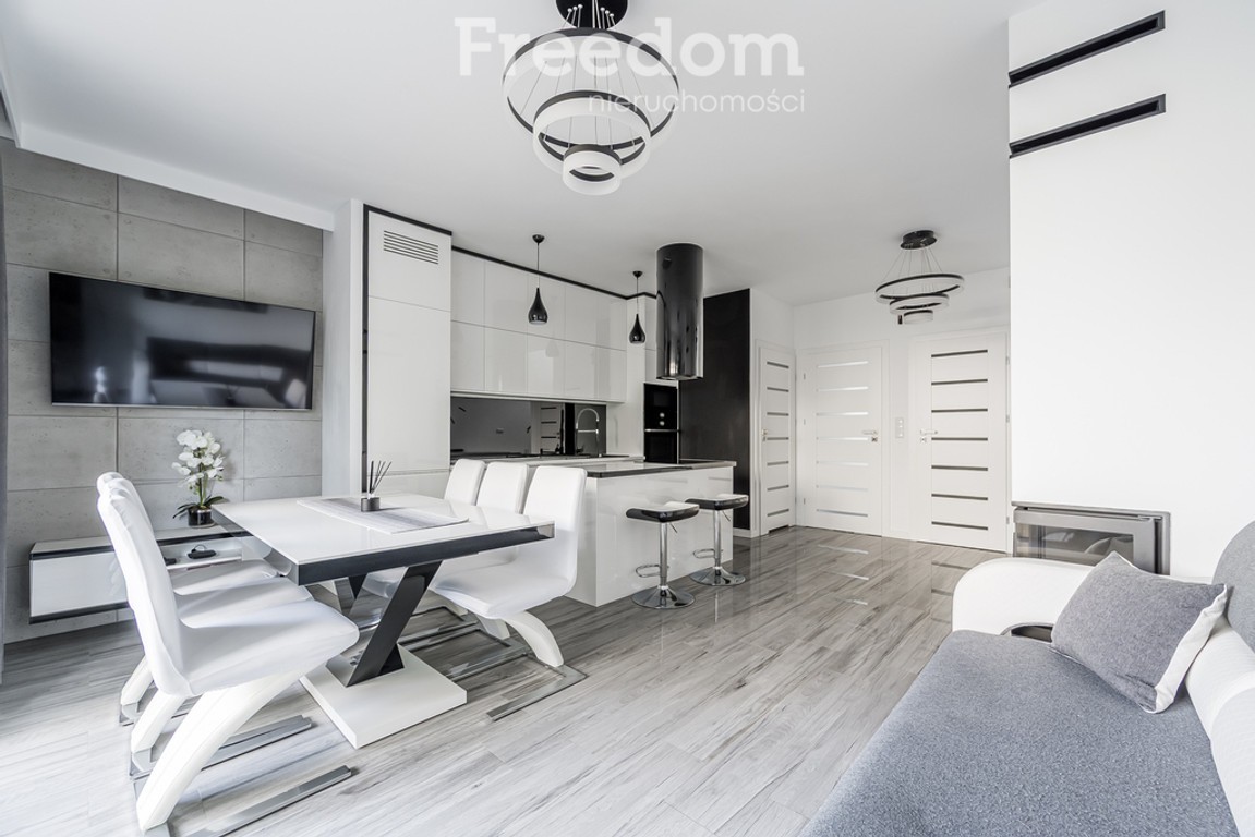 Segment 105 m² na wynajem - Ząbki, ul. Rembertowska - Widok 6