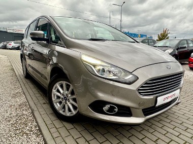 Ford C-MAX III-1