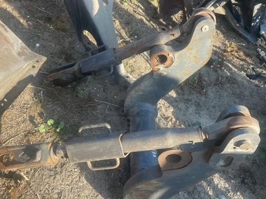 Claas Axion Xerion wieszaki podnośnika-1