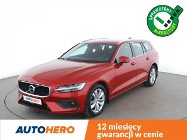 Volvo V60 II Momentum Pro mHEV B4 automat navi grzane fotele kamera LED Bluetooth