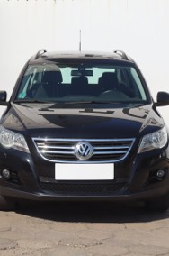 Volkswagen Tiguan , Klimatronic, Tempomat, Parktronic, Podgrzewane siedzienia-2