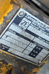 ZF ZF-3 3AVG-210 AVG 210 L531-L544 Skrzynia Biegów Liebherr L541-2