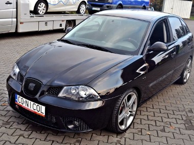 SEAT Ibiza IV-1