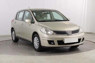 Nissan Tiida I [C11] , Salon Polska, Serwis ASO, Klima