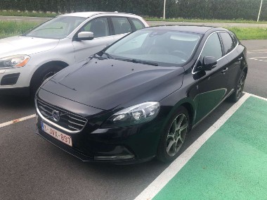 Volvo V40 II-1