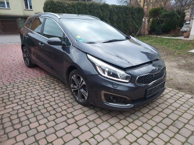 CEED 1.6 CRDI KOMBI-1