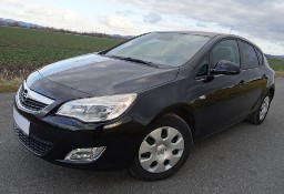 Opel Astra J 1.4 TURBO 140 KM / bogate wyposażenie / mały przebieg