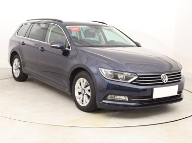 Volkswagen Passat B8 , VAT 23%, Navi, Klimatronic, Tempomat, Parktronic,-1