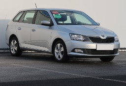 Skoda Fabia III , Salon Polska, Serwis ASO, GAZ, VAT 23%, Klima, Parktronic,