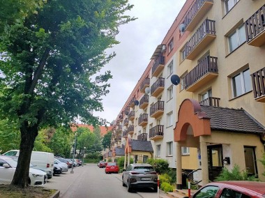 Do zamieszkania 4-pokojowe, 2 balkony, Tarninów.-1